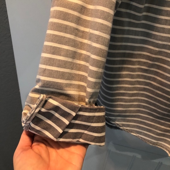 Button down shirt - Picture 3 of 6